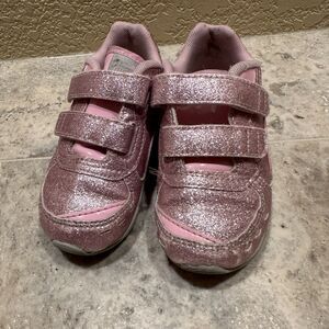 Kids PUMA Trainers Sneakers Pink‎ Glitter - Size 6C Hook And Loop Fastener